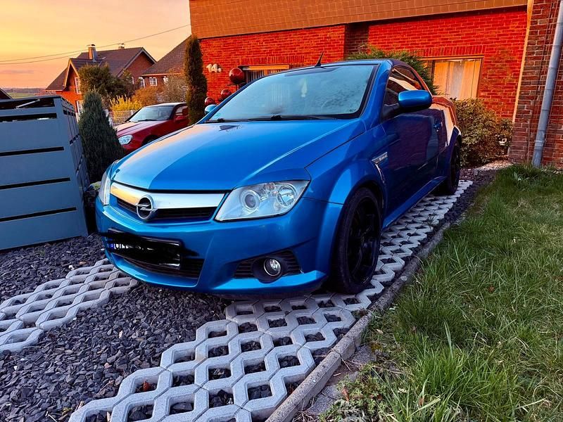 Gebraucht Opel Tigra Enjoy 90 PS (66 kW) 2005 Blau Cabrio
