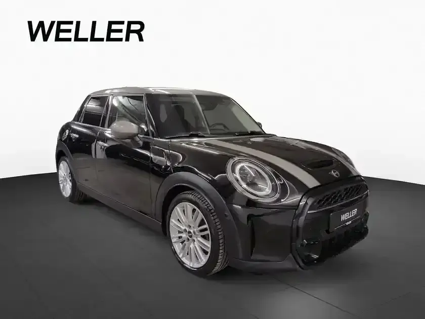 Gebraucht Mini Cooper S 178 PS (130 kW) 2021 Midnight black (schwarz) Kleinwagen