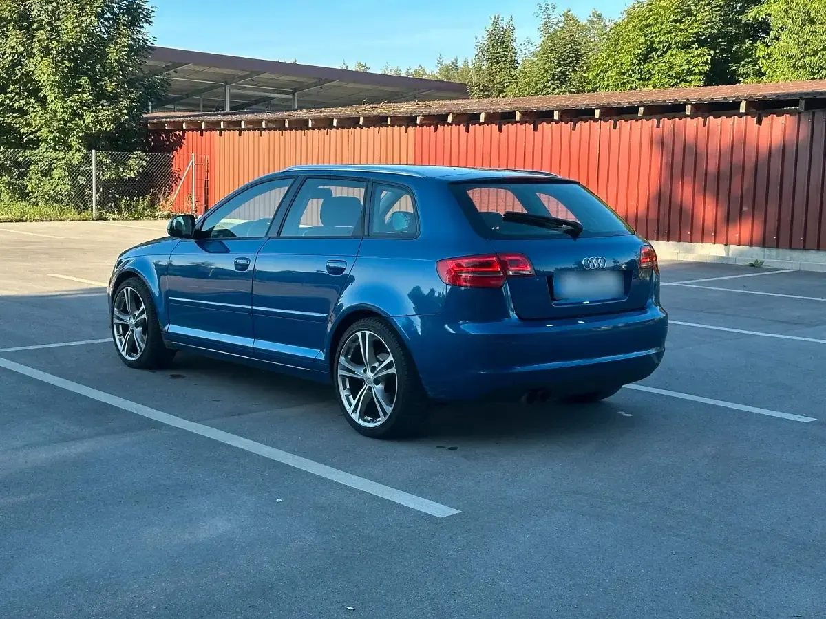 Gebraucht Audi A3 160 PS (117 kW) 2009 Blau Kleinwagen