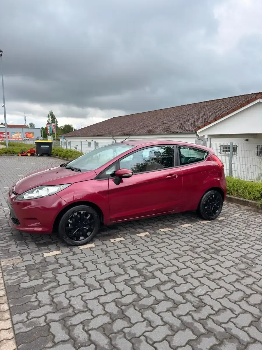 Gebraucht Ford Fiesta 60 PS (44 kW) 2009 Andere farben Kleinwagen