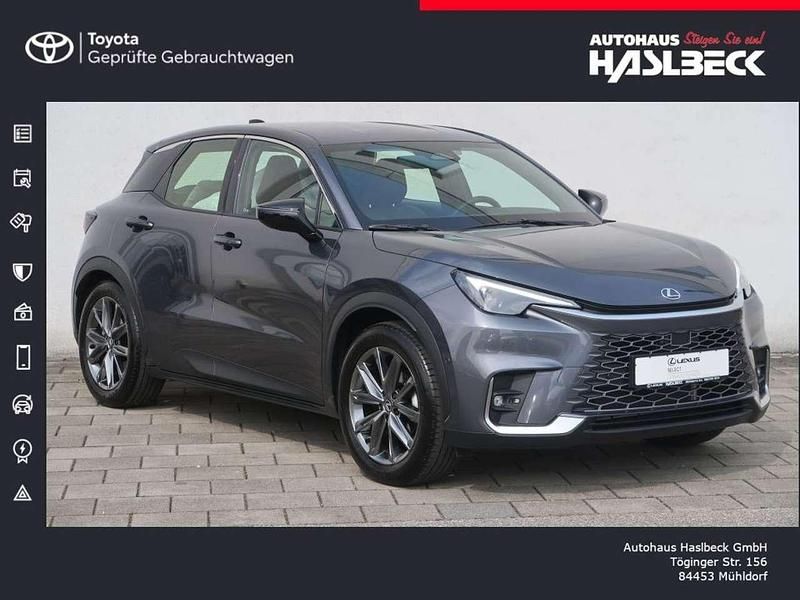 Gebraucht Lexus LBX E-FOUR 136 PS (100 kW) 2025 Grau SUV