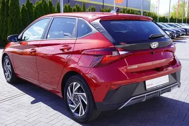 Ny Hyundai i20 79 HK (58 kW) 2025 Rød Hatchback