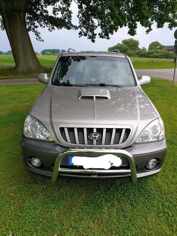 Gold Gebraucht 2004 Hyundai Terracan SUV | 4.900 € (Fairer Preis) - Bild 1/4