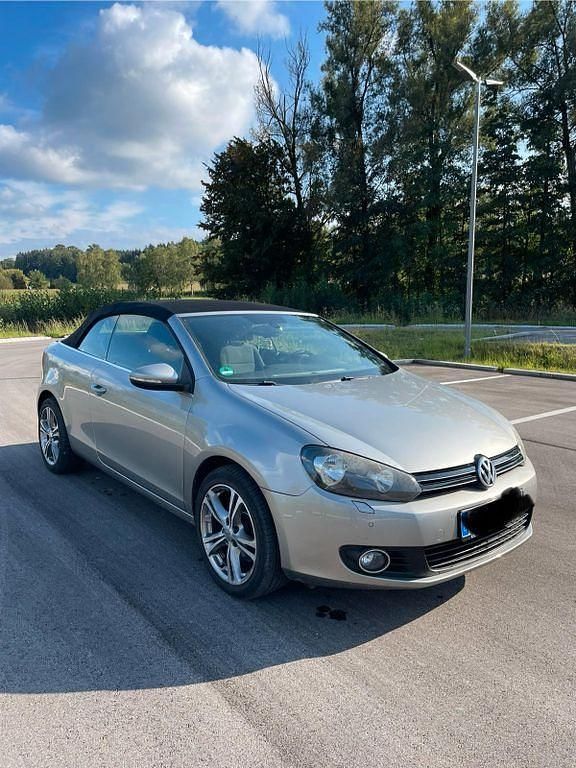 Silber Gebraucht 2011 VW Golf Cabriolet Cabrio | 8.600 € - Bild 1/4