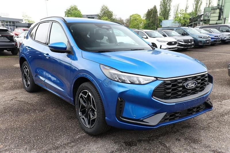 Uusi Ford Kuga ST-Line 182 HP (133 kW) 2026 Sininen Katumaasturi