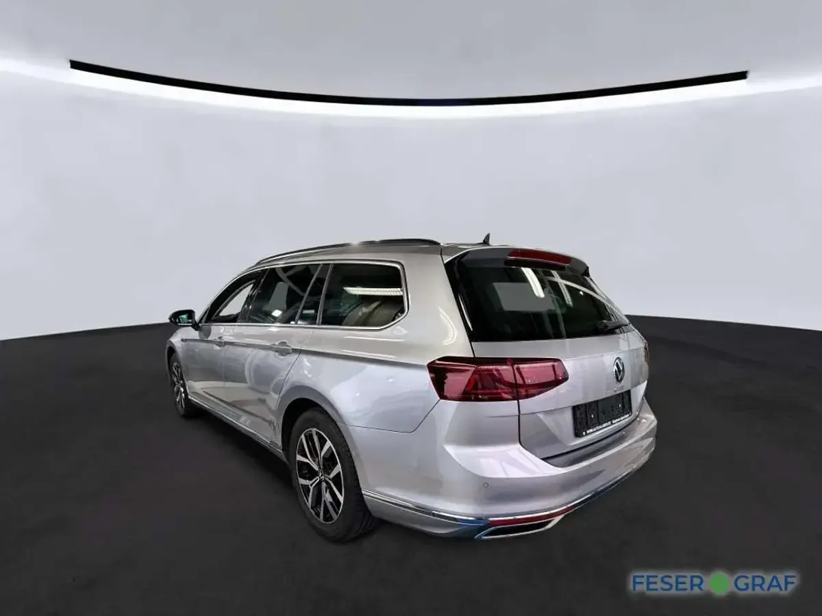 Gebraucht VW Passat GTE 218 PS (160 kW) 2022 Silber Kombi