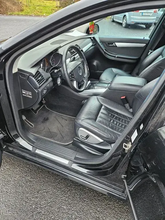 Gebraucht Mercedes R350 272 PS (200 kW) 2008 Schwarz Kombi
