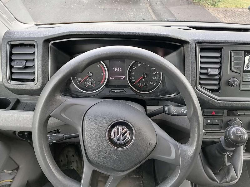 Gebraucht VW Crafter 114 PS (83 kW) 2018 Gelb Van