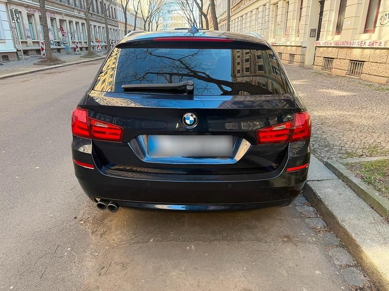 Gebraucht BMW 525 2010 Blau Kombi