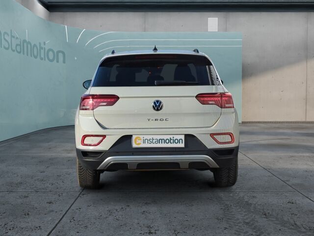 Gebraucht VW T-Roc 150 PS (110 kW) 2024 Grau SUV