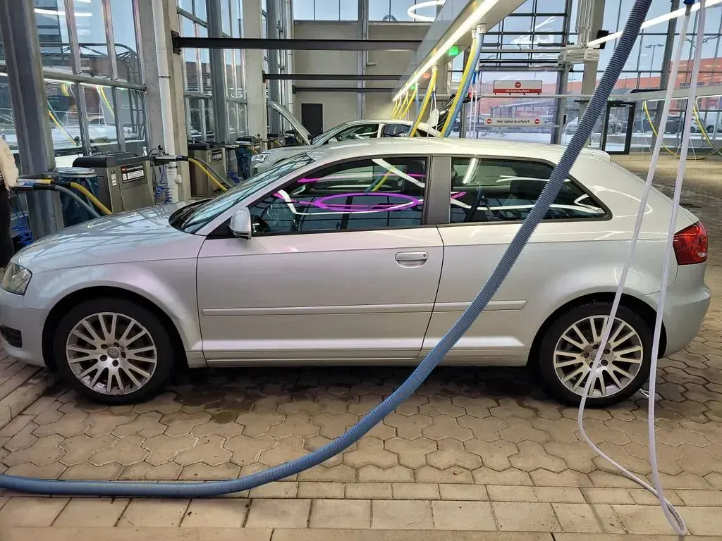 Gebraucht Audi A3 Attraction 125 PS (91 kW) 2010 Grau Kleinwagen