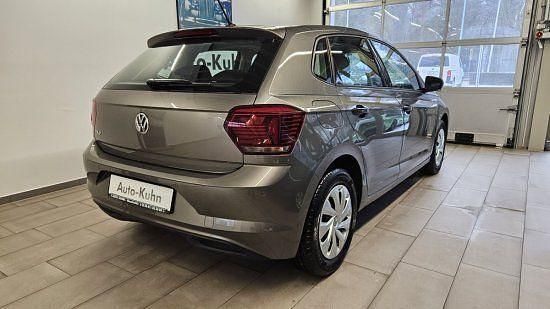 Gebraucht VW Polo Comfortline 75 PS (55 kW) 2018 Grau Kleinwagen