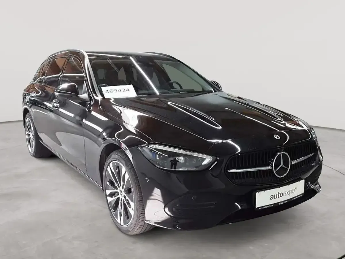 Gebraucht Mercedes C300e Avantgarde 204 PS (150 kW) 2023 Kombi