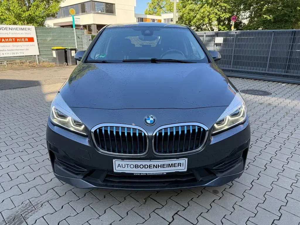 Gebraucht BMW 225 Active Tourer iPerformance 224 PS (164 kW) 2018 Grau Van / Kleinbus