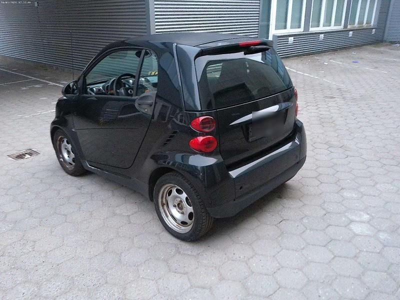 Gebraucht Smart ForTwo Coupé 61 PS (44 kW) 2008 Schwarz Coupé