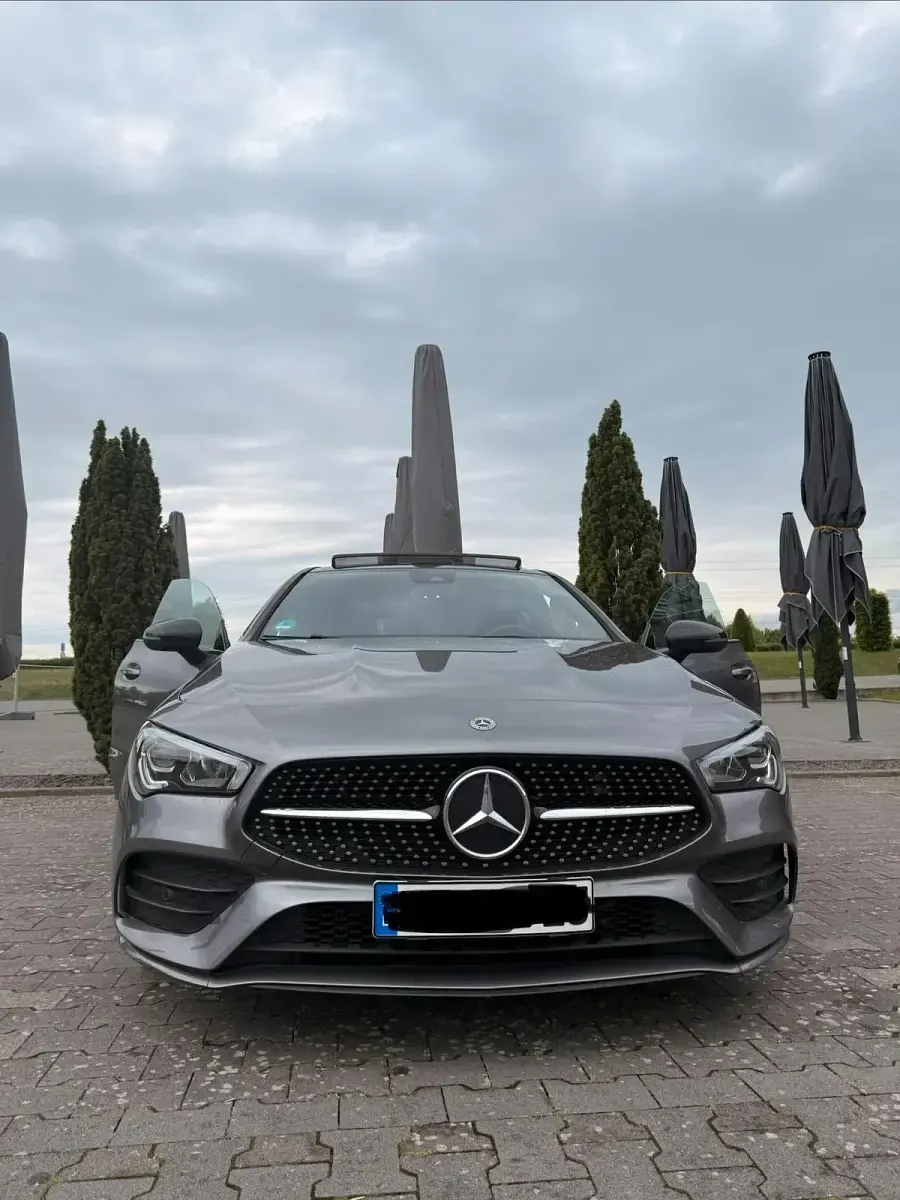 Gebraucht Mercedes CLA200 163 PS (119 kW) 2020 Grau Coupé