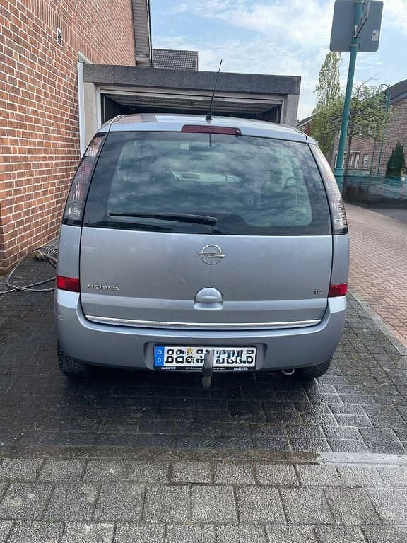 Second-hand Opel Meriva 105 CP (77 kW) 2006 Argintiu Monovolum