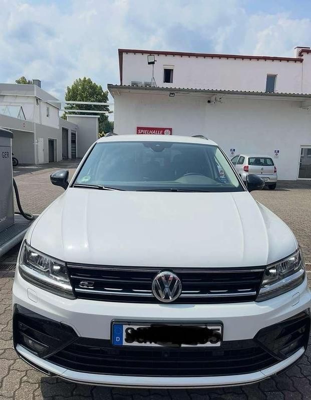 Gebraucht 2020 VW Tiguan Highline SUV | 26.000 € (Superpreis) - Bild 1/4