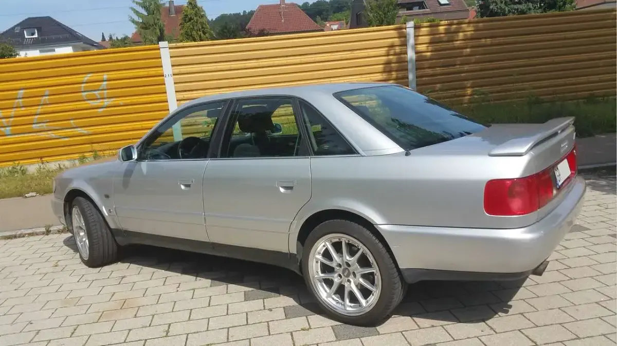 Gebraucht Audi S6 Design 230 PS (169 kW) 1994 Silber Limousine