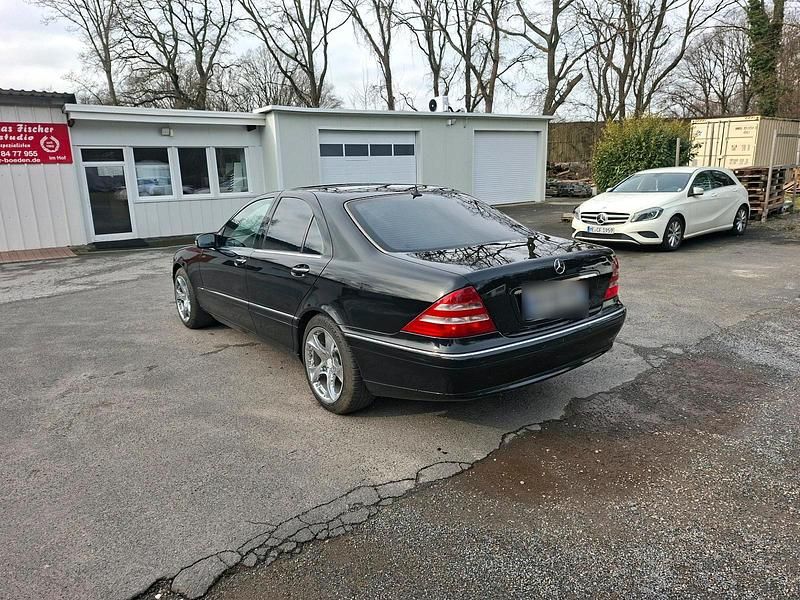 Gebraucht Mercedes S320 204 PS (150 kW) 2002 Schwarz Limousine