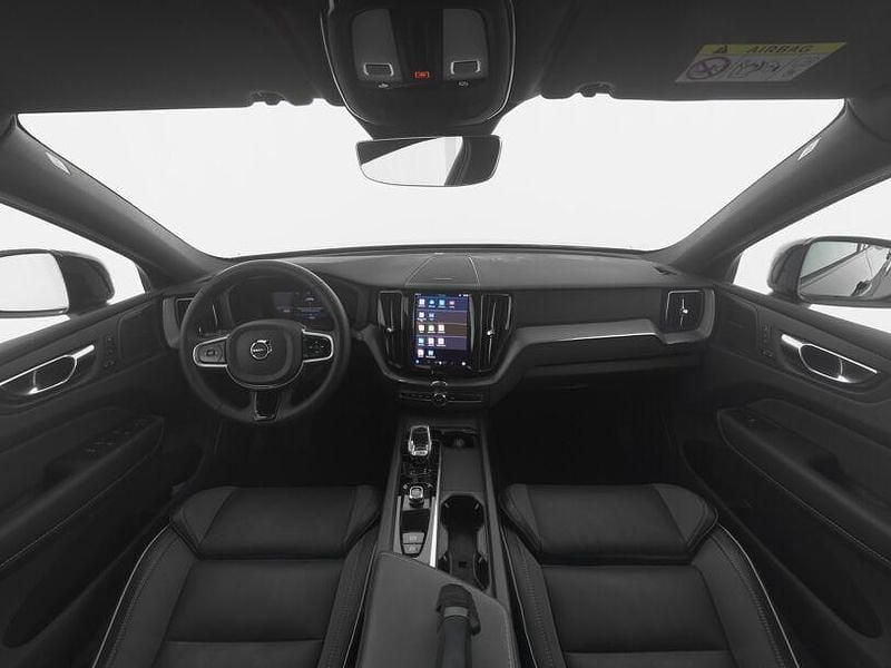 Gebraucht Volvo XC60 Plus 250 PS (183 kW) 2025 Schwarz SUV