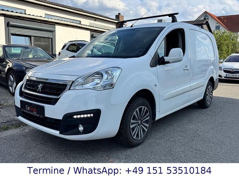 Lack weiss banquise/deckende l Gebraucht 2018 Peugeot Partner Van / Kleinbus | 9.999 € (Fairer Preis) - Bild 1/4