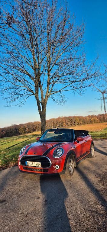 Orange Gebraucht 2021 Mini Cooper Classic Kleinwagen | 17.900 € (Fairer Preis) - Bild 1/4