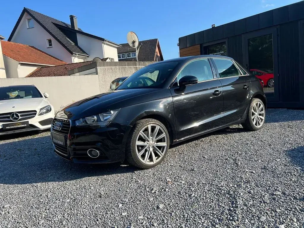 Gebraucht Audi A1 Sportback Sport 122 PS (89 kW) 2013 Schwarz Kleinwagen