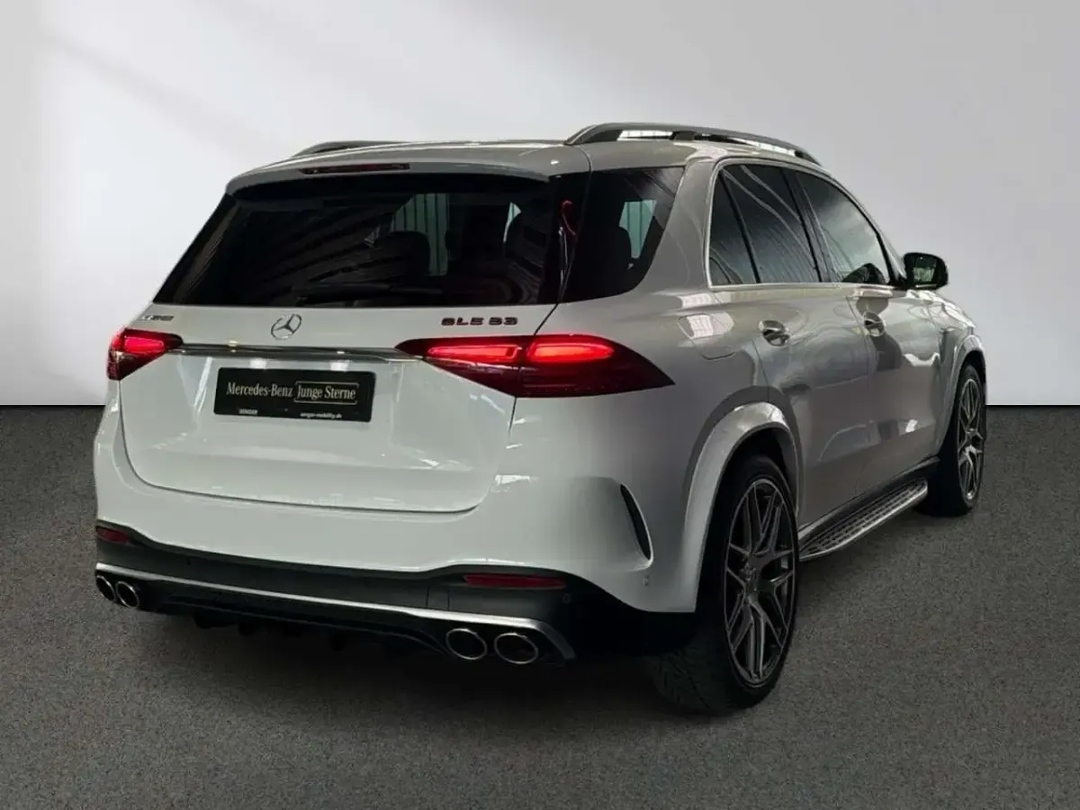 Gebraucht Mercedes GLE53 AMG AMG 544 PS (400 kW) 2025 Manufaktur lack manufaktur opa SUV