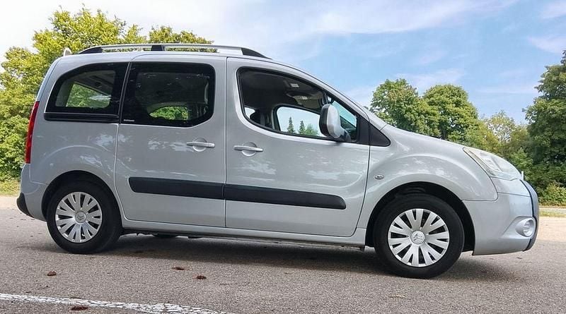 Silber Gebraucht 2012 Citroën Berlingo Van / Kleinbus | 3.400 € (Guter Preis) - Bild 1/2