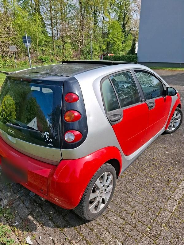 Usado Smart ForFour 95 HP (69 kW) 2006 Vermelho Citadino