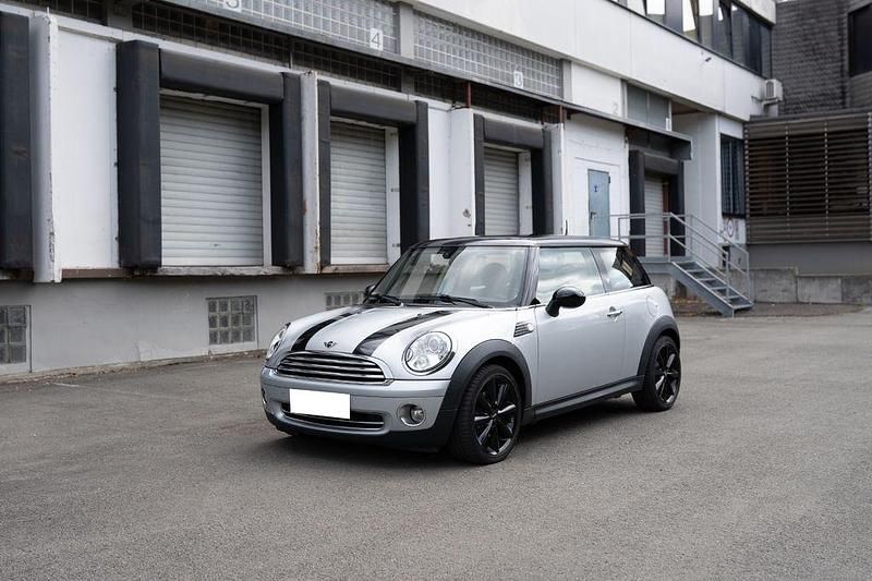 Silber Gebraucht 2009 Mini ONE Kleinwagen | 2.899 € (Superpreis) - Bild 1/4