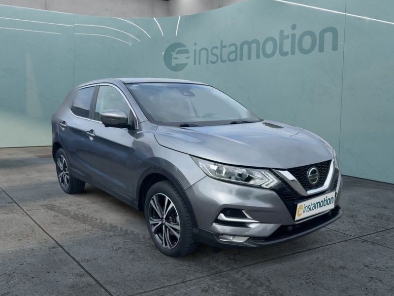 Grau Gebraucht 2020 Nissan Qashqai SUV | 20.890 € (Fairer Preis) - Bild 1/4