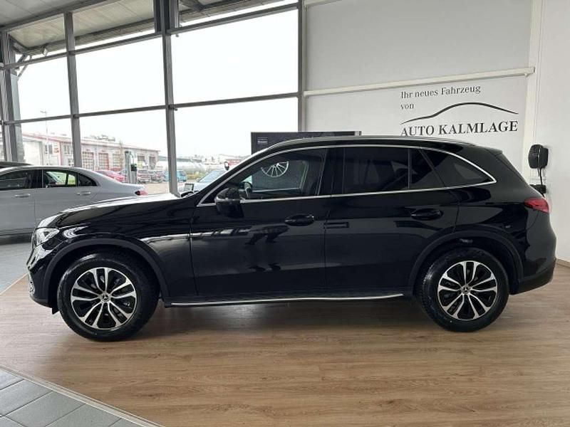 Gebraucht Mercedes GLC220 Avantgarde 197 PS (144 kW) 2024 Lack obsidianschwarz SUV