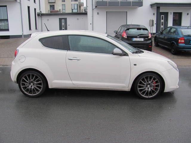 Gebraucht Alfa Romeo MiTo Quadrifoglio Verde 170 PS (125 kW) 2010 Weiß Kleinwagen