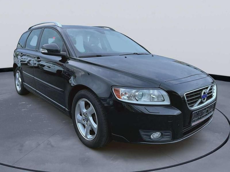 Black stone Gebraucht 2011 Volvo V50 Business Edition Kombi | 5.750 € (Teuer) - Bild 1/4
