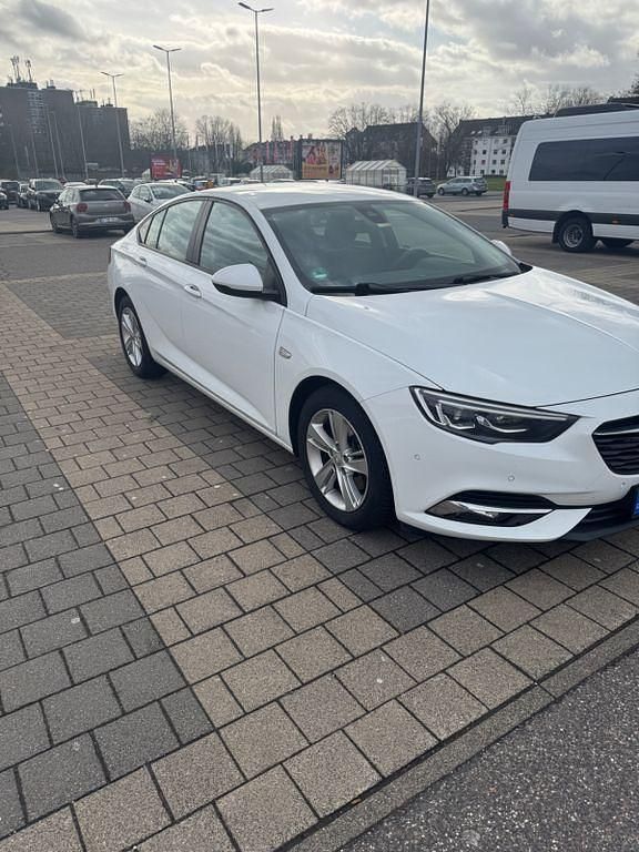 Gebraucht Opel Insignia Business Edition 170 PS (125 kW) 2017 Weiß Limousine