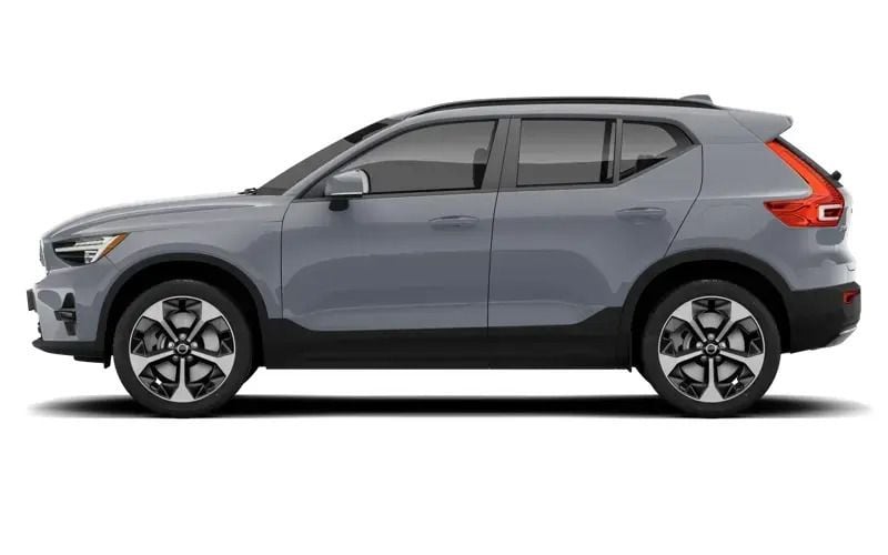 Weiß Gebraucht 2021 Volvo XC40 R-Design SUV | 31.500 € (Guter Preis) - Bild 1/1