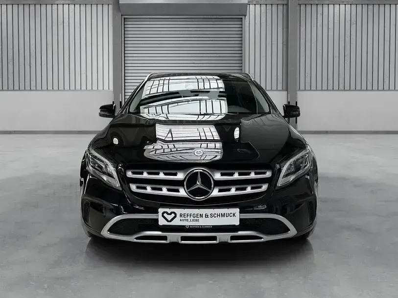 Gebraucht Mercedes GLA250 Urban 211 PS (155 kW) 2018 Schwarz (metallic) SUV
