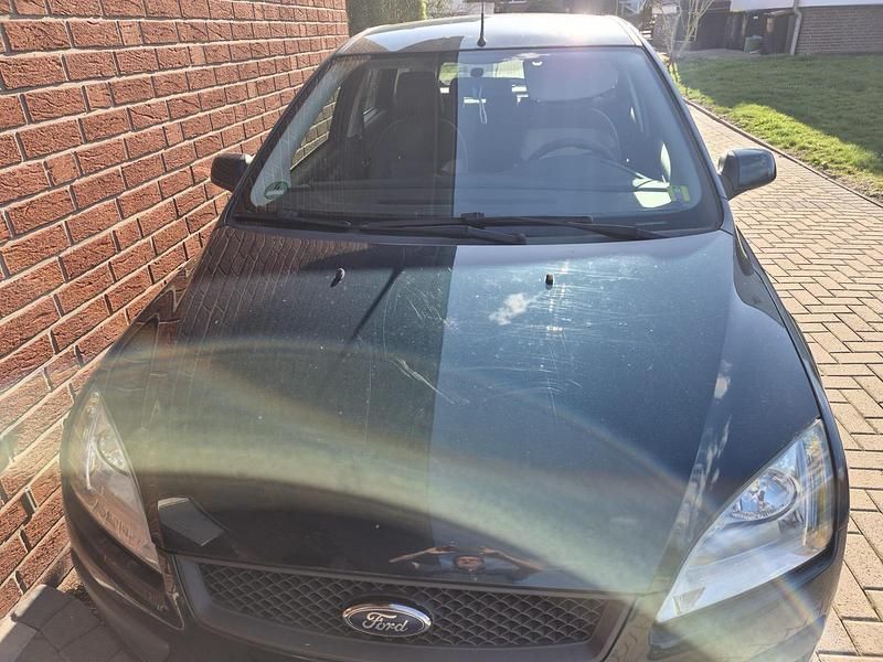 Gebraucht Ford Focus 75 PS (55 kW) 2007 Grün Kombi