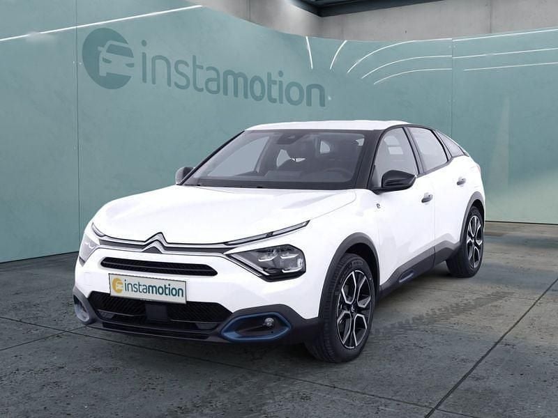 Weiß Gebraucht 2023 Citroën e-C4 Feel Limousine | 21.699 € (Fairer Preis) - Bild 1/4