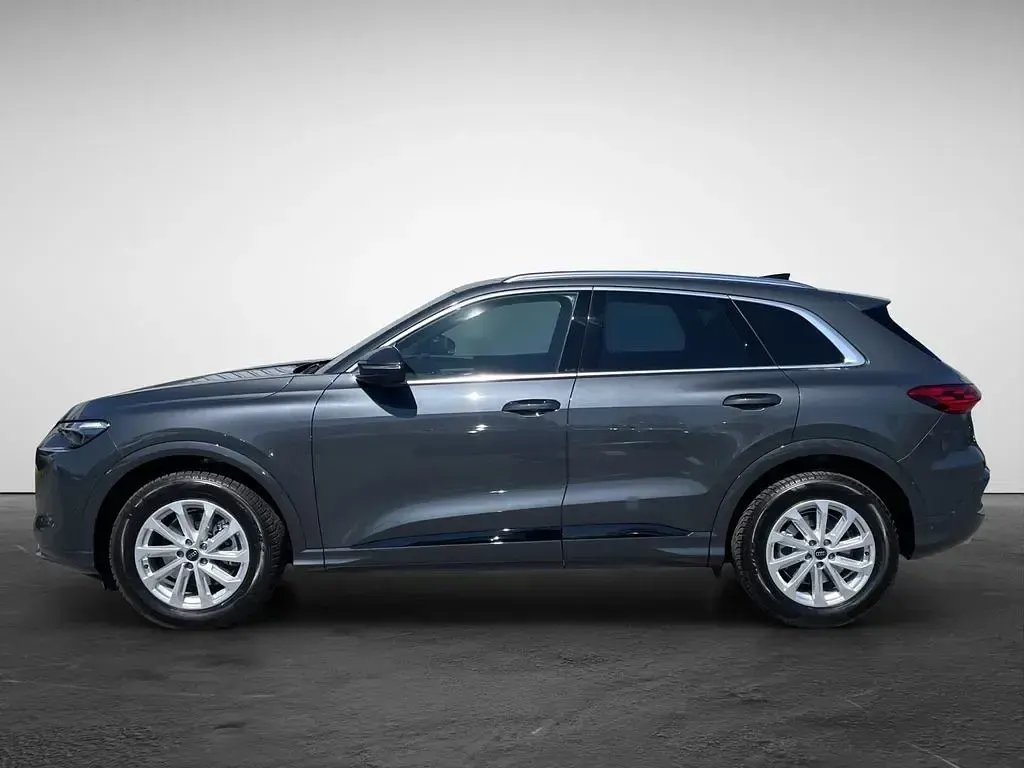 Gebraucht Audi Q5 Sport 204 PS (150 kW) 2025 Tamboragrau metallic SUV