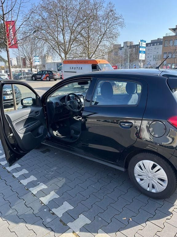 Gebraucht Mitsubishi Space Star Select 71 PS (52 kW) 2024 Schwarz Kleinwagen