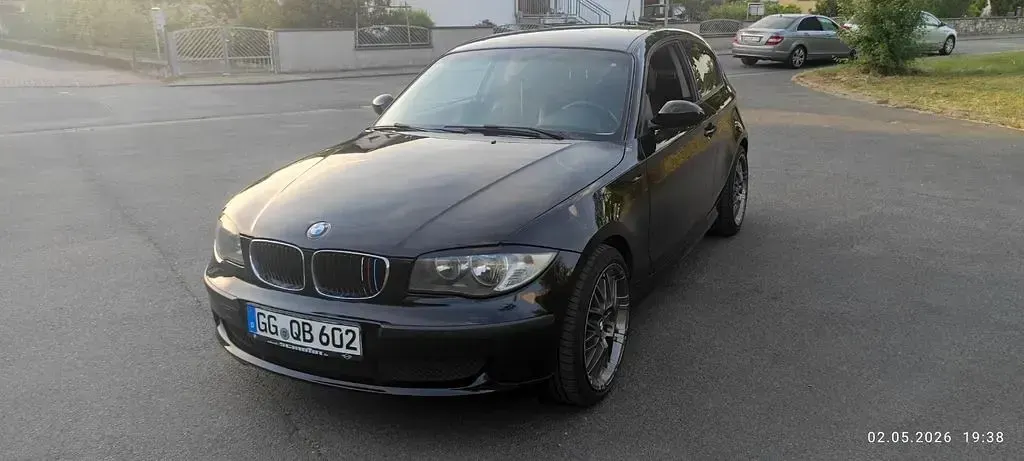 Gebraucht BMW 118 143 PS (105 kW) 2007 Schwarz Kleinwagen