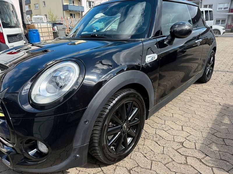 Gebraucht Mini John Cooper Works 211 PS (155 kW) 2017 Schwarz Kleinwagen