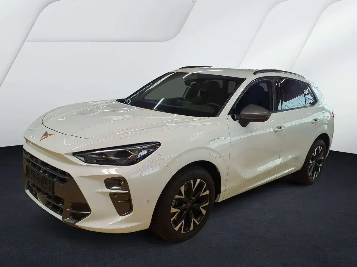 Gebraucht Cupra Terramar 150 PS (110 kW) 2025 Weiß SUV