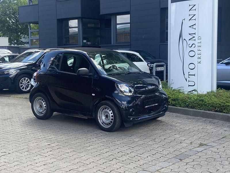 Tridion sicherheitszelle in bl Gebraucht 2022 Smart ForTwo Electric Drive Limousine | 9.950 € (Guter Preis) - Bild 1/4