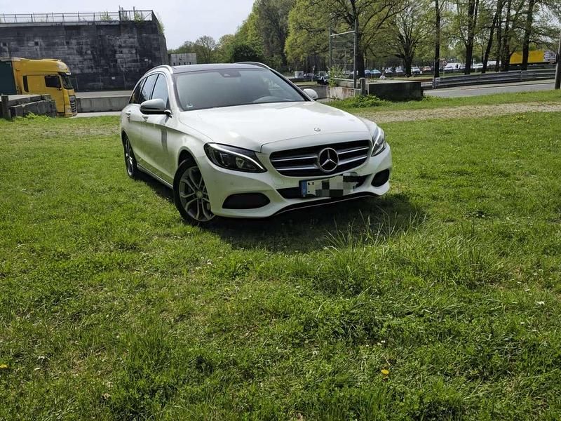 Gebraucht 2015 Mercedes C220 Avantgarde Kombi | 13.000 € (Fairer Preis) - Bild 1/4