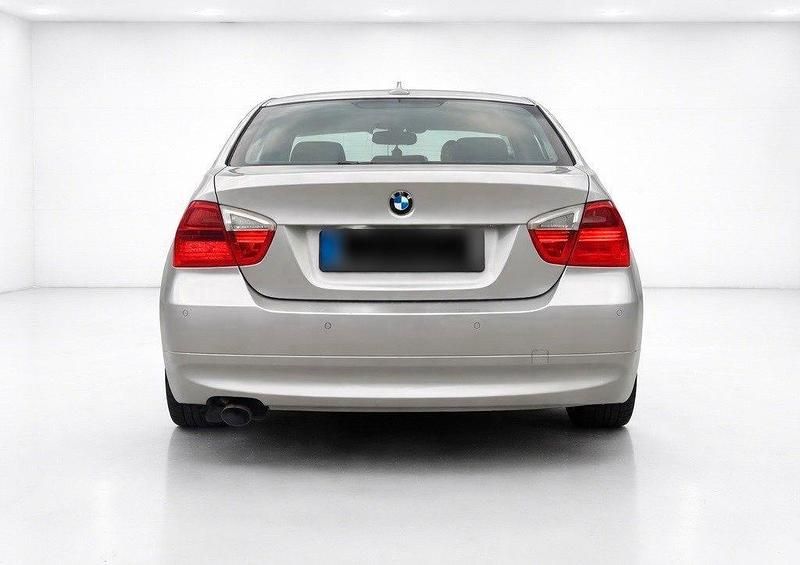 Usado BMW 320 150 HP (110 kW) 2006 Prateado Sedan