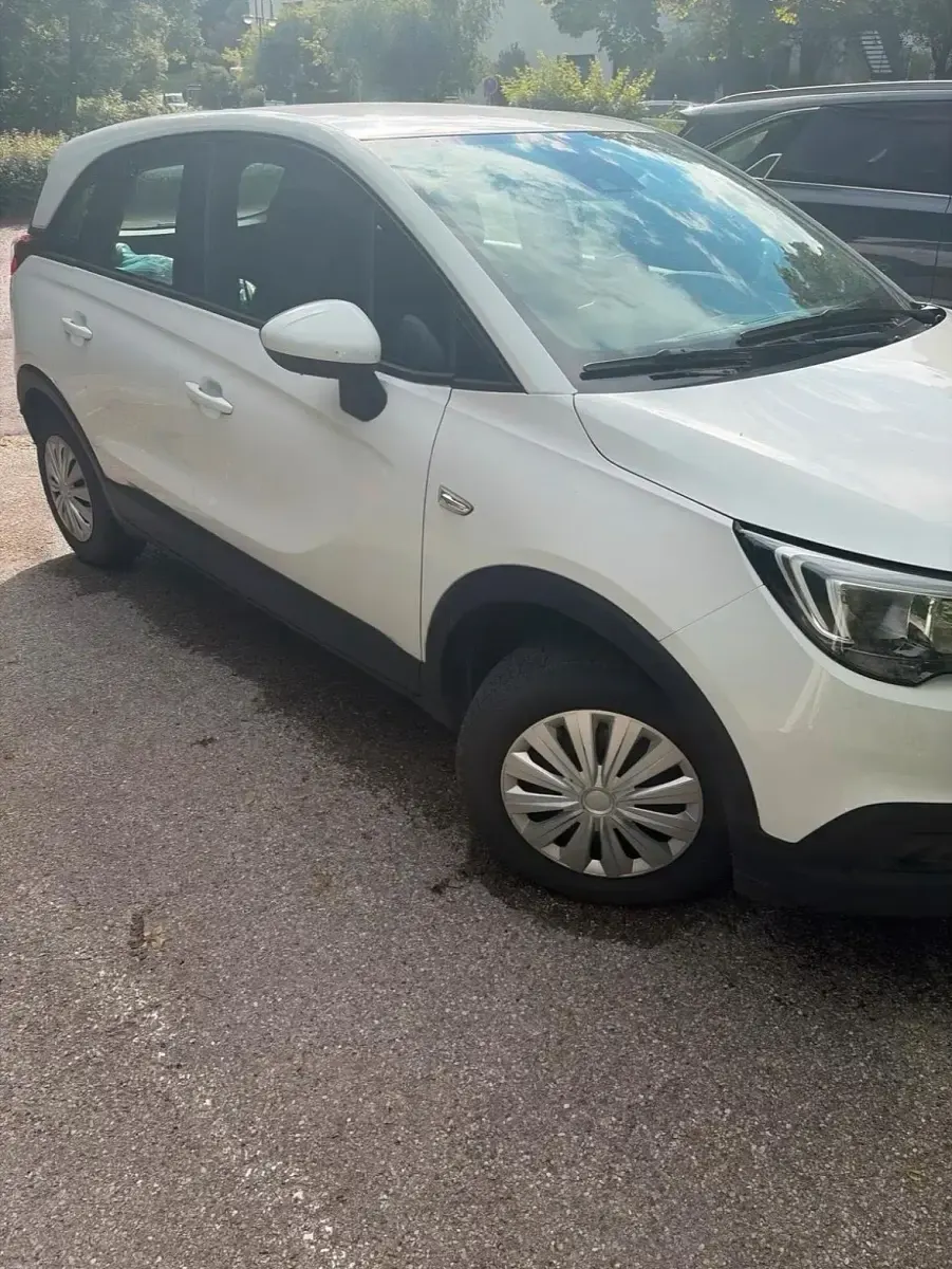 Gebraucht Opel Crossland X 110 PS (80 kW) 2018 Weiß SUV
